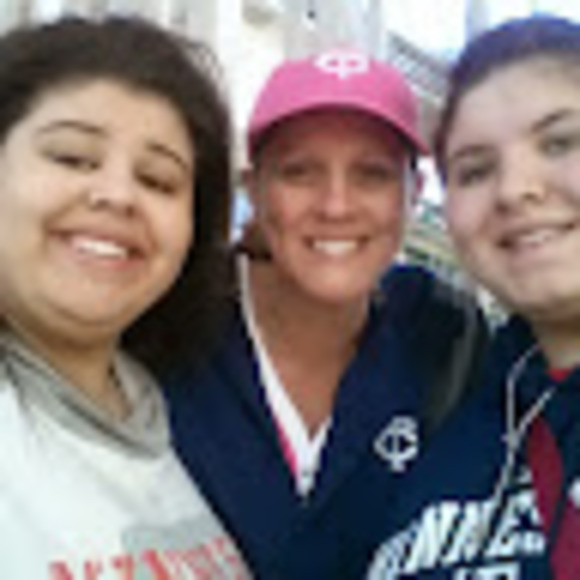 Meet your Posher, Annette - Picture 1 of 1